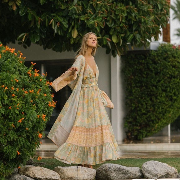 Butterfly Gardens Muted Greens Boho A Line Sleeveless Brunch Maxi Dress, Gown - Picture 2 of 16